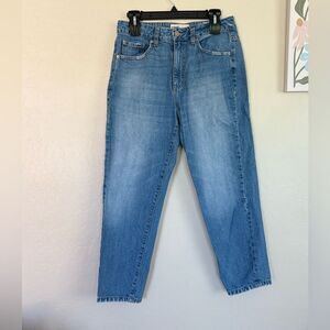 Garage Medium Blue Wash Straight Leg High Waist Jeans Size 9